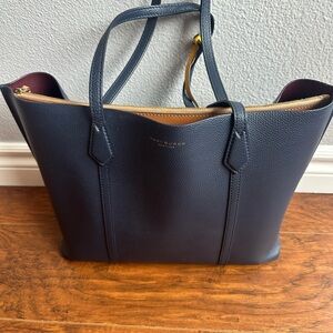 Tory Burch Blue Leather Tote Bag with Structured Design
